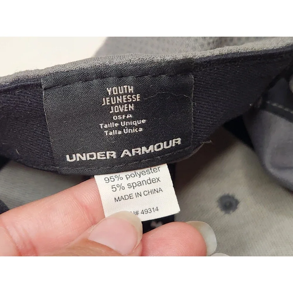 Under Armour Deer Valley Resort Hat Cap Strap Back‎ Gray Youth Utah